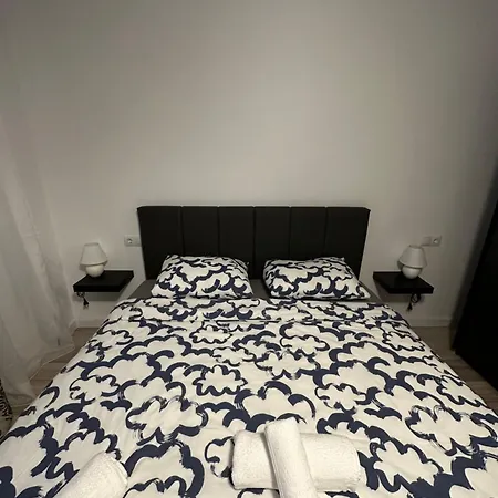 Apartament Civ *