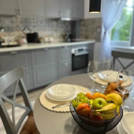 Apartament Civ *