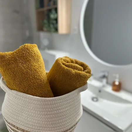 Civ Apartment