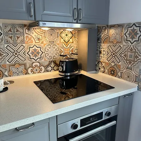 Apartament Civ *